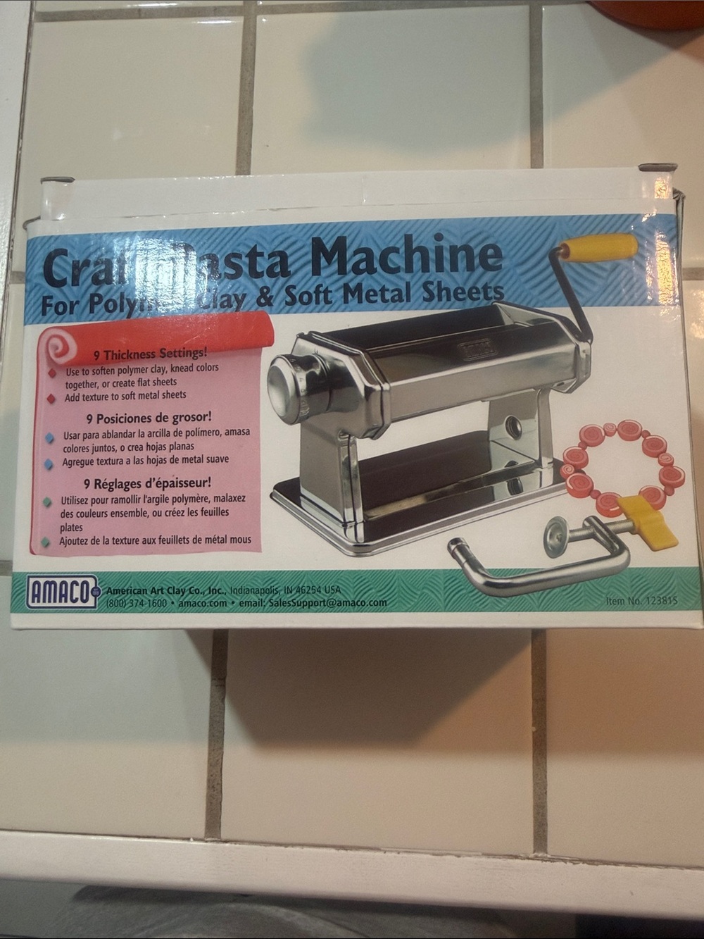 Amaco Craft Pasta Machine - silver with Yellow Handle - Picture 2 of 6